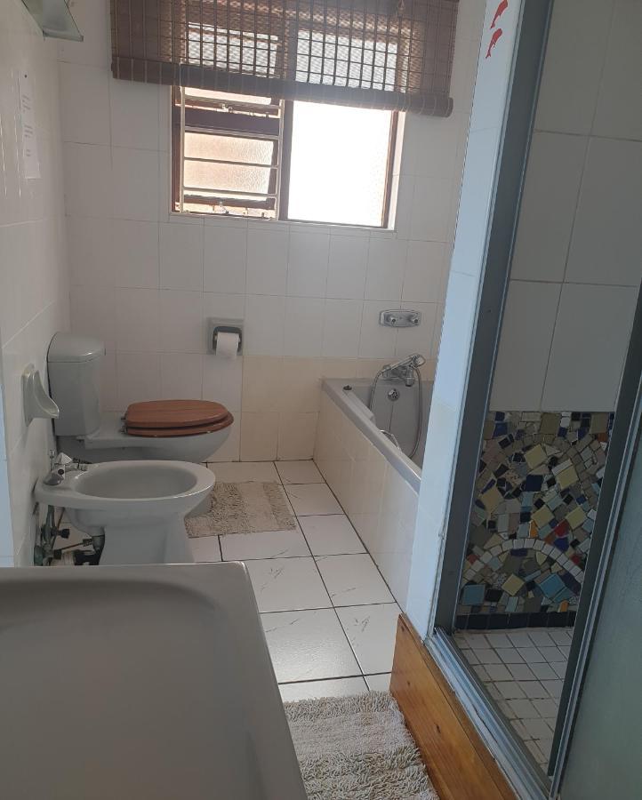 Deep Blue Guest House Amanzimtoti Eksteriør bilde